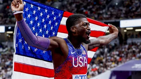 CBA常规赛回顾：冠军战况紧张，球星风采各异